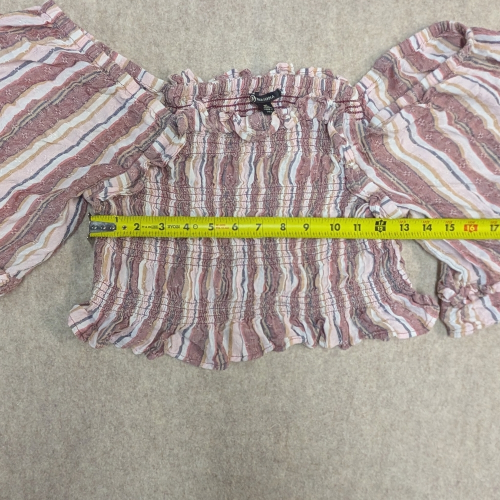Striped Off-Shoulder Top - Picture 4 of 7